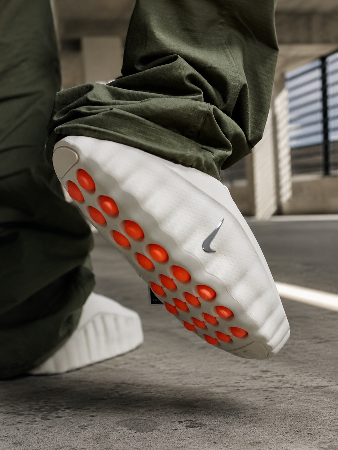 Nike Mind 001